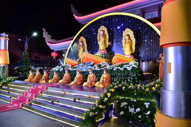 Impressed night of Amitabha Buddha's Birthday in 2021
