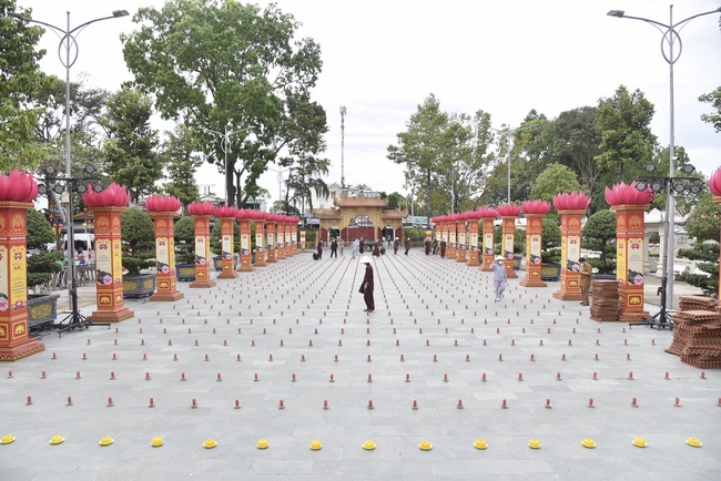 Impressed night of Amitabha Buddha's Birthday in 2021