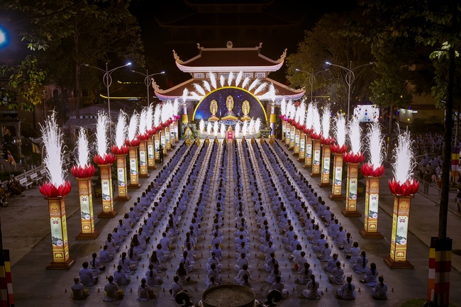 Impressed night of Amitabha Buddha's Birthday in 2021