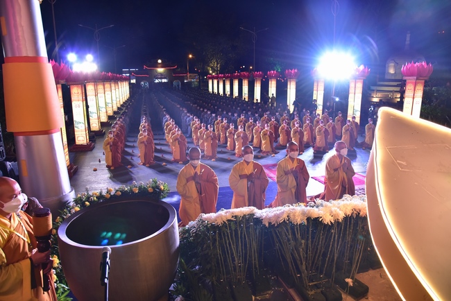 Impressed night of Amitabha Buddha's Birthday in 2021