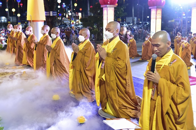 Impressed night of Amitabha Buddha's Birthday in 2021