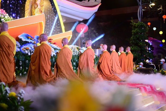Impressed night of Amitabha Buddha's Birthday in 2021