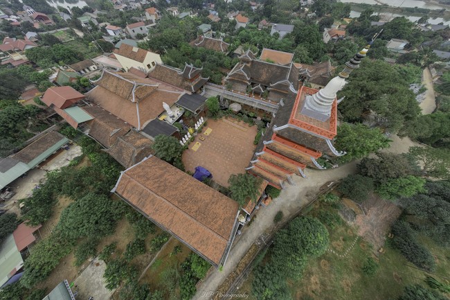 Amitabha Buddha's Birthday Anniversary at Hoa Phuc pagoda