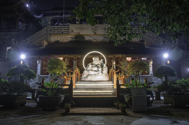 Amitabha Buddha's Birthday Anniversary at Hoa Phuc pagoda