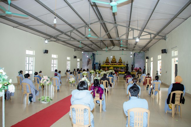 The wedding ceremony in period of the Covid-19 epidemic at Dong Cao Pagoda, Thanh Hoa province