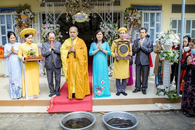The wedding ceremony in period of the Covid-19 epidemic at Dong Cao Pagoda, Thanh Hoa province