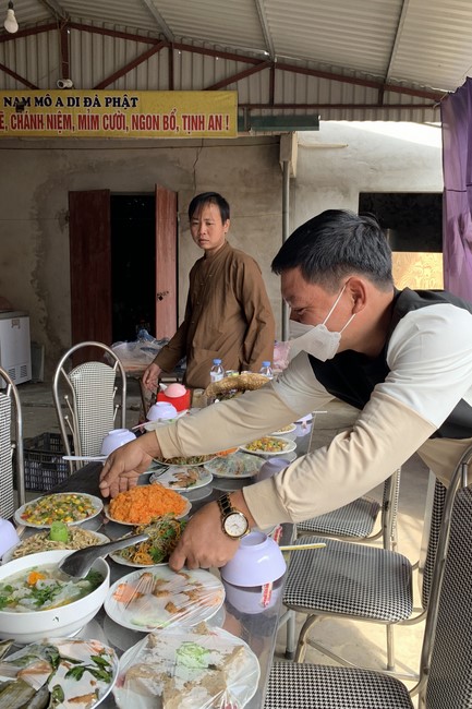 The wedding ceremony in period of the Covid-19 epidemic at Dong Cao Pagoda, Thanh Hoa province