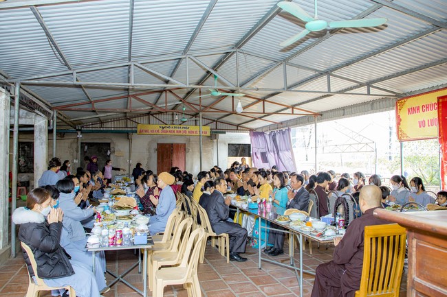 The wedding ceremony in period of the Covid-19 epidemic at Dong Cao Pagoda, Thanh Hoa province