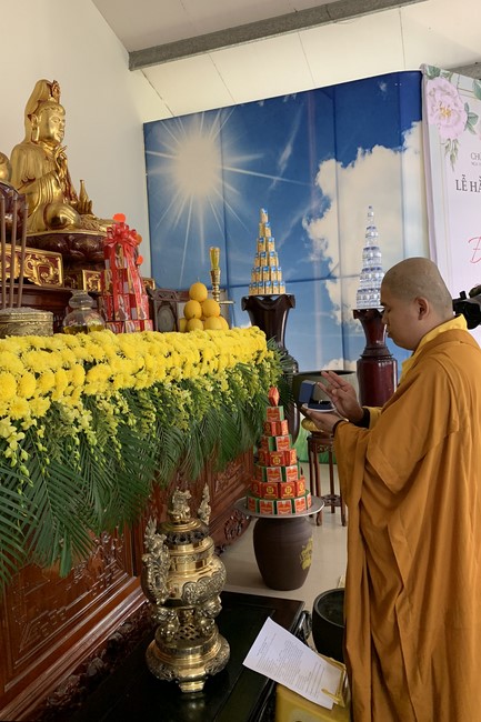 The wedding ceremony in period of the Covid-19 epidemic at Dong Cao Pagoda, Thanh Hoa province