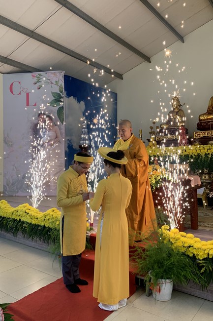 The wedding ceremony in period of the Covid-19 epidemic at Dong Cao Pagoda, Thanh Hoa province