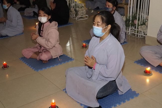 The candle lighting ceremony commemorating Buddha Amitabha at Dong Cao Pagoda - Thanh Hoa in 2021