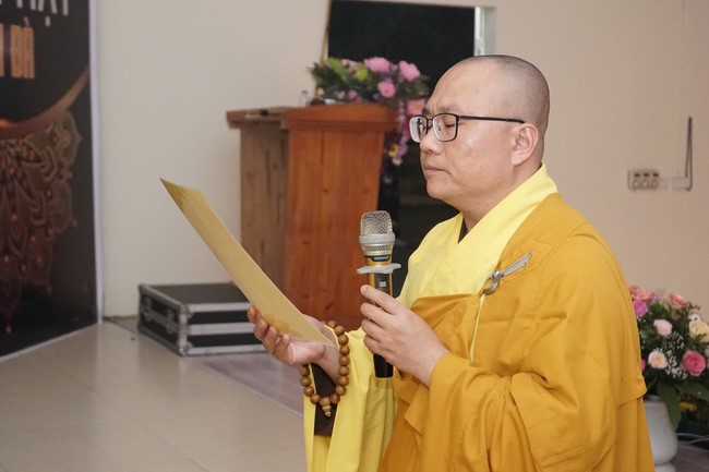 The candle lighting ceremony commemorating Buddha Amitabha at Dong Cao Pagoda - Thanh Hoa in 2021