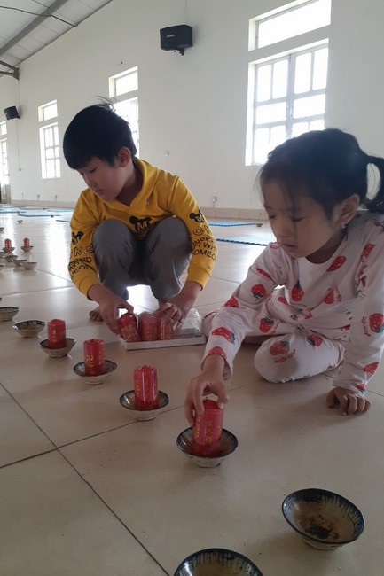 The candle lighting ceremony commemorating Buddha Amitabha at Dong Cao Pagoda - Thanh Hoa in 2021