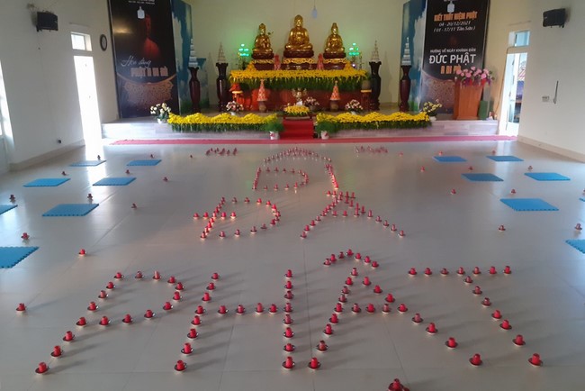 The candle lighting ceremony commemorating Buddha Amitabha at Dong Cao Pagoda - Thanh Hoa in 2021