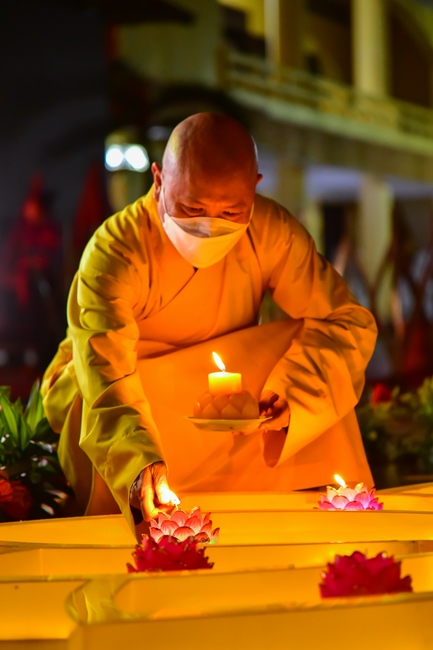 The 4th gratitude ceremony to disciples.