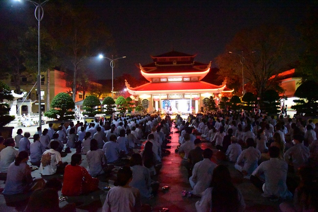 The 4th gratitude ceremony to disciples.