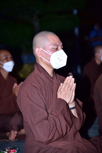 The 4th gratitude ceremony to disciples.