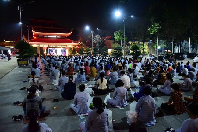 The 4th gratitude ceremony to disciples.