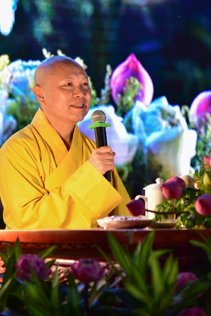 The 4th gratitude ceremony to disciples.