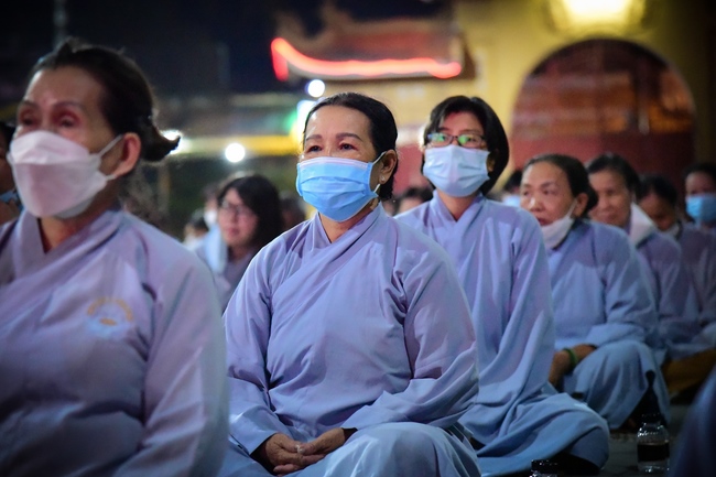 The 4th gratitude ceremony to disciples.