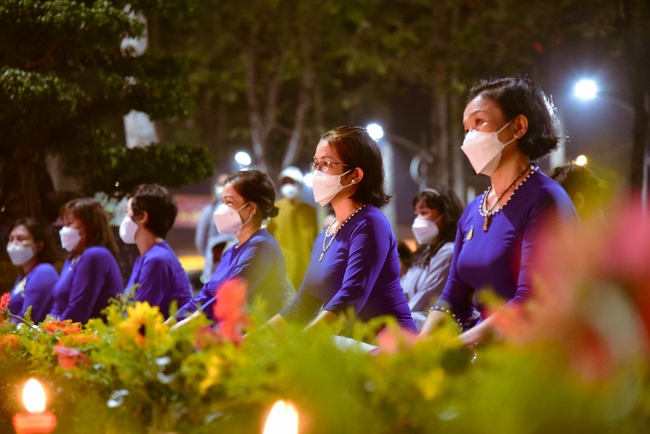 The 4th gratitude ceremony to disciples.