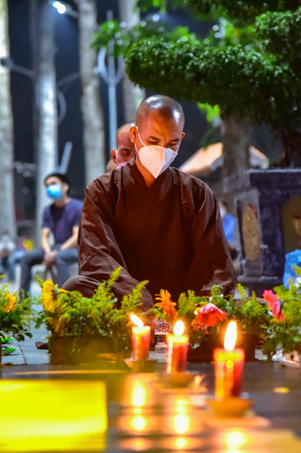 The 4th gratitude ceremony to disciples.