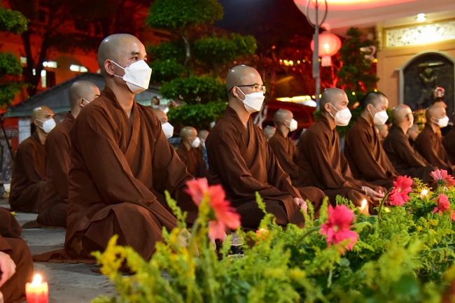 The 4th gratitude ceremony to disciples.