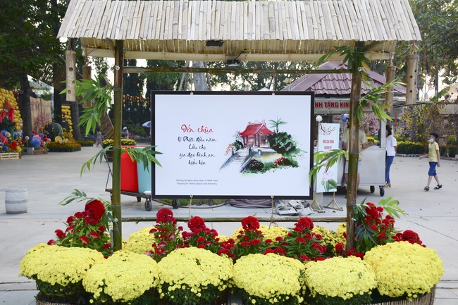 Welcome the Spring beside the Master