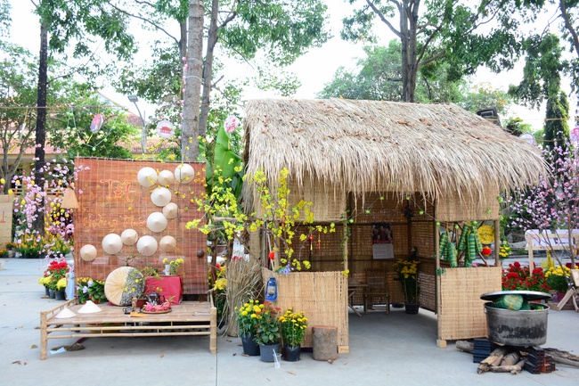 Welcome the Spring beside the Master