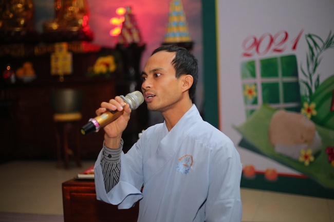The 3rd gratitude ceremony to the disciples at Dong Cao pagoda.
