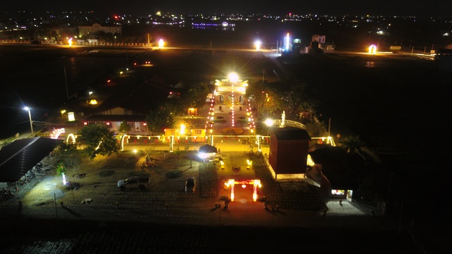 The 3rd gratitude ceremony to the disciples at Dong Cao pagoda.