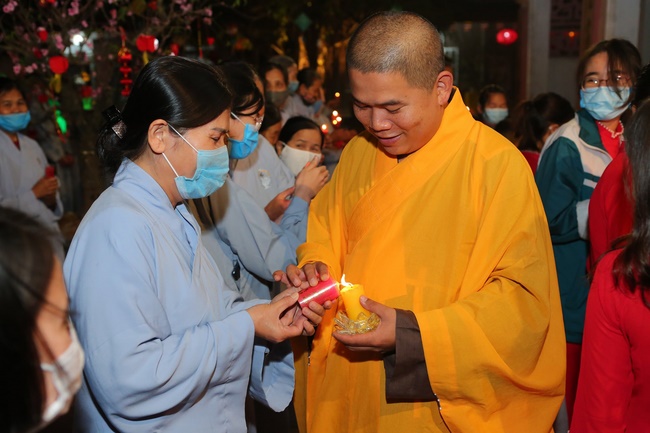 The 3rd gratitude ceremony to the disciples at Dong Cao pagoda.