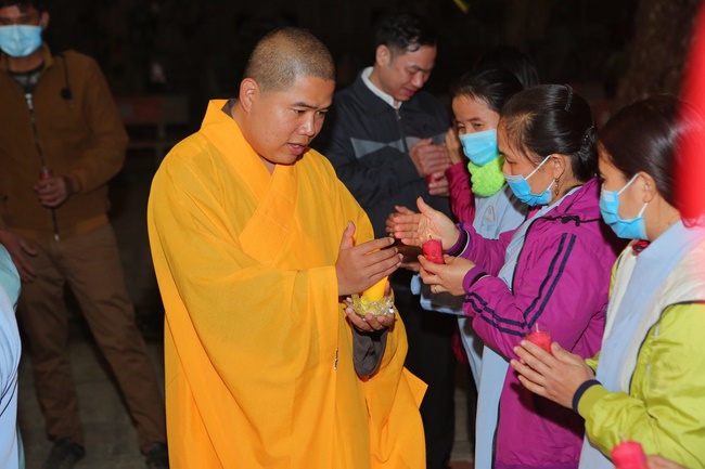 The 3rd gratitude ceremony to the disciples at Dong Cao pagoda.
