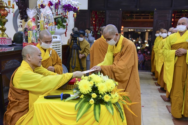 Welcome the New Year’s Eve of the Buffalo Year