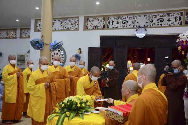 Welcome the New Year’s Eve of the Buffalo Year