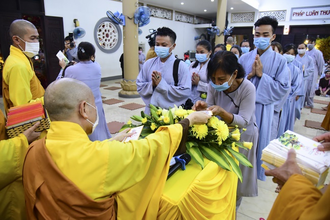 Welcome the New Year’s Eve of the Buffalo Year
