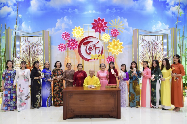 Lì xì Phật tử nội tự 2021