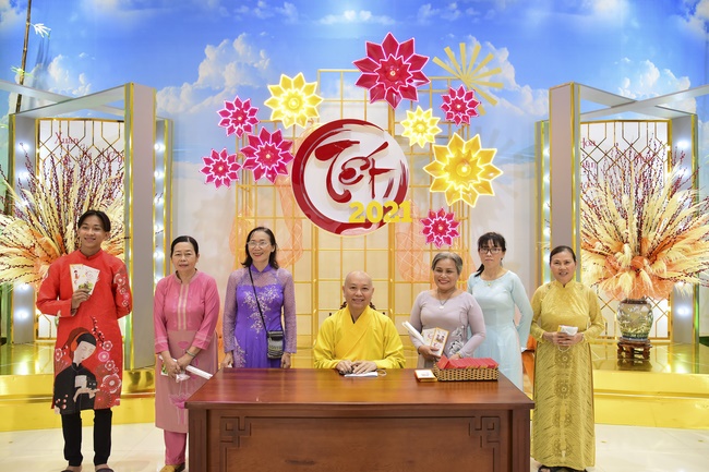 Lì xì Phật tử nội tự 2021