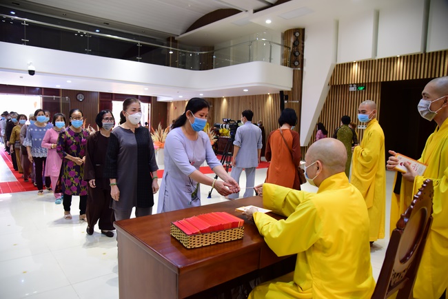 Lì xì Phật tử nội tự 2021