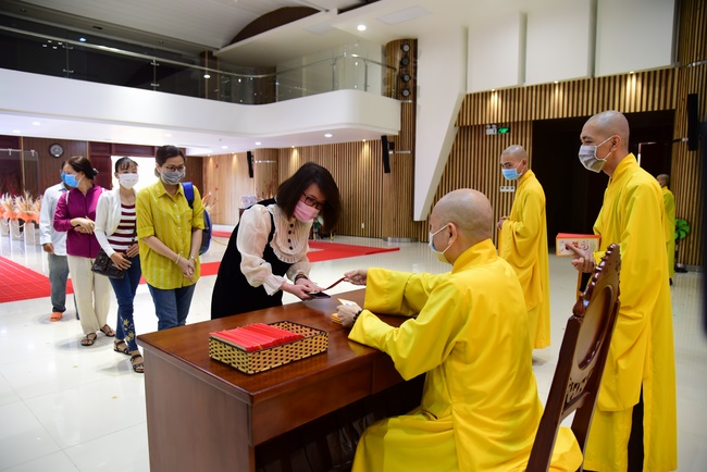 Lì xì Phật tử nội tự 2021