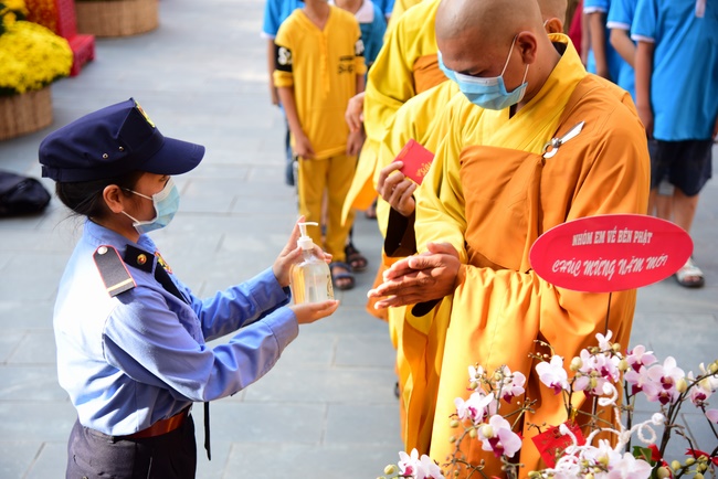 Lì xì Phật tử nội tự 2021