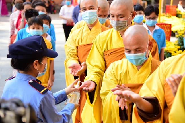 Lì xì Phật tử nội tự 2021