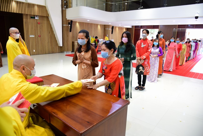 Lì xì Phật tử nội tự 2021