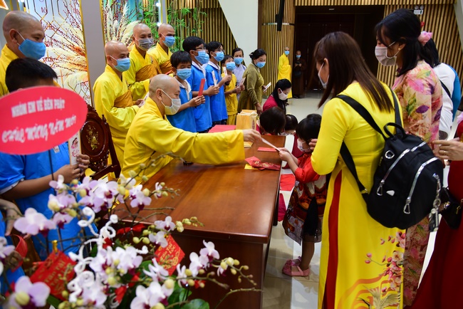 Lì xì Phật tử nội tự 2021