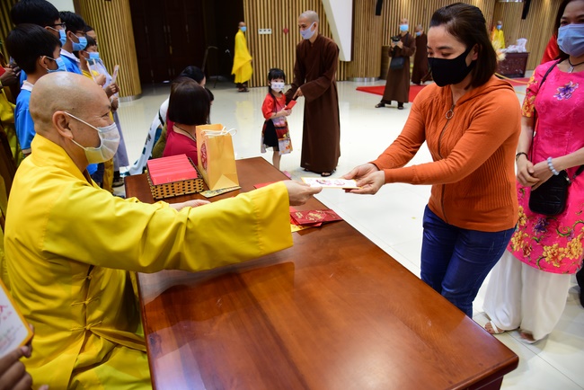 Lì xì Phật tử nội tự 2021