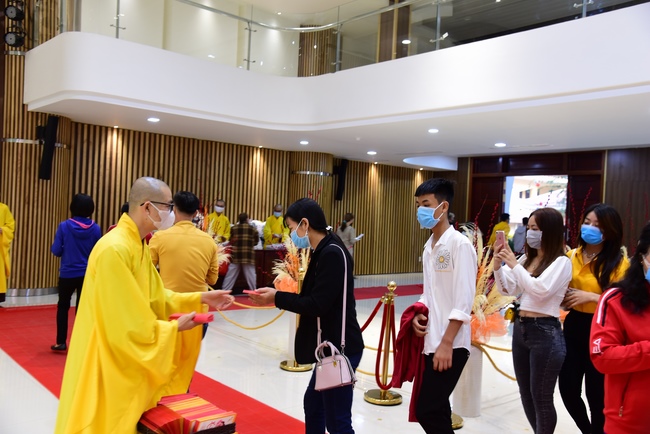 Series of photos on the first day of Lunar New Year