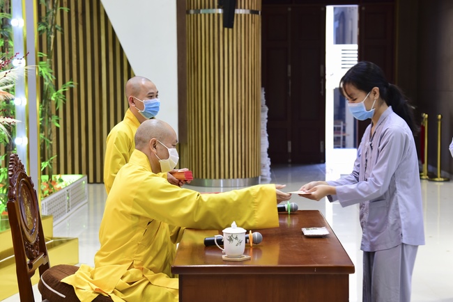 Series of photos on the first day of Lunar New Year