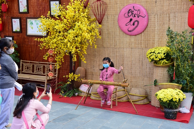 Series of photos on the first day of Lunar New Year