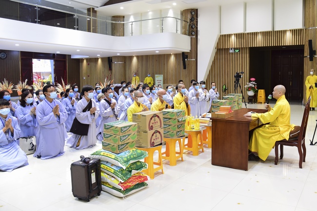 Series of photos on the first day of Lunar New Year