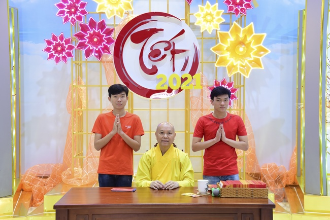 Series of photos on the first day of Lunar New Year